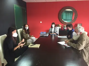Foto encontro Asociaci&oacute;n empresarios Bergondo