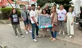 O BNG presentou a súa campaña comarcal para as Xerais do próximo 23X emulando o cartaz dunha comisión de festas