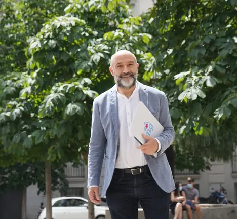 N&eacute;stor Rego &eacute; o deputado do BNG no Congreso